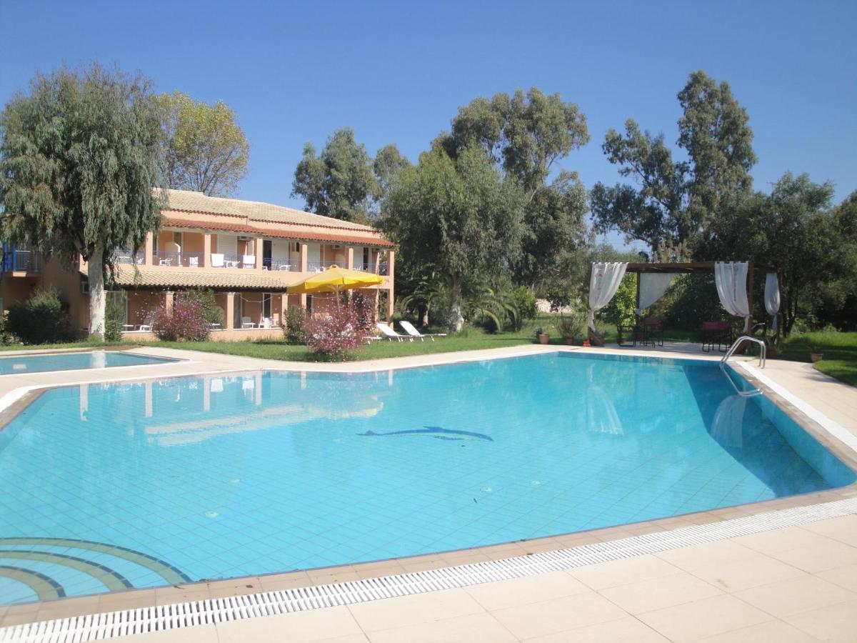 Tellis Holiday Rooms Moraitika Exterior photo