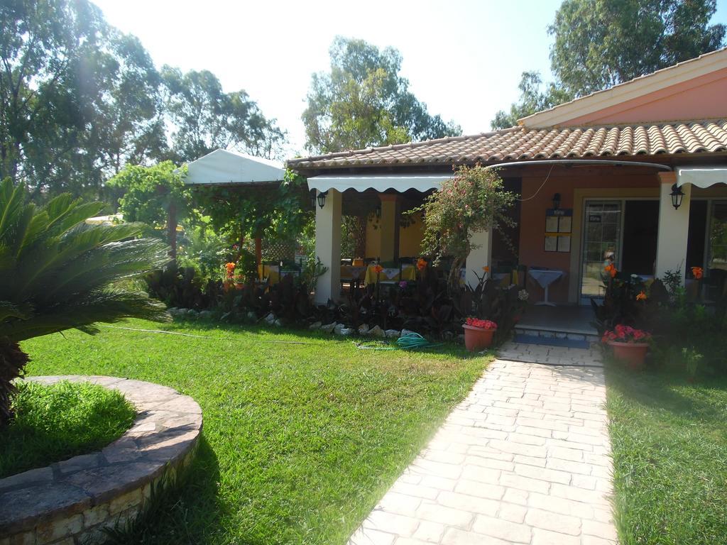 Tellis Holiday Rooms Moraitika Exterior photo