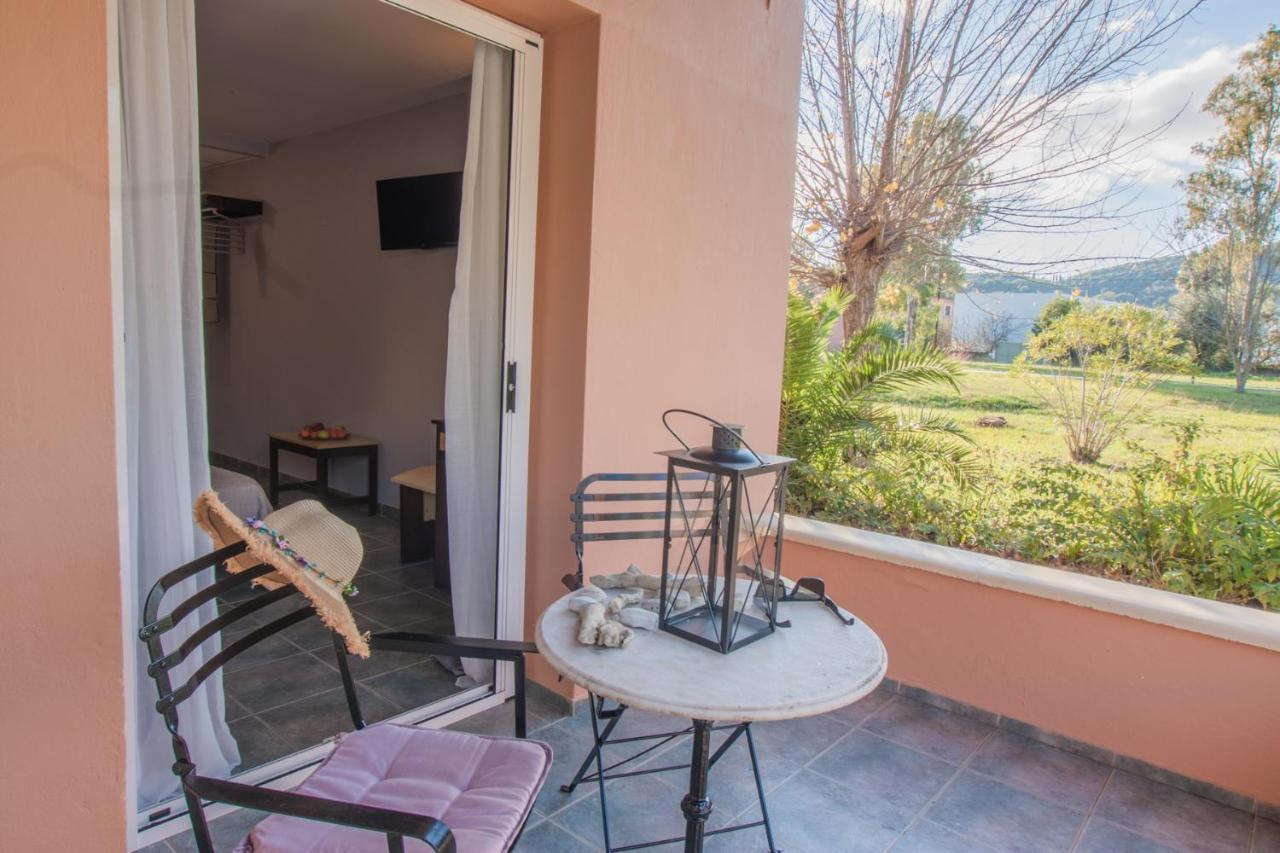 Tellis Holiday Rooms Moraitika Exterior photo