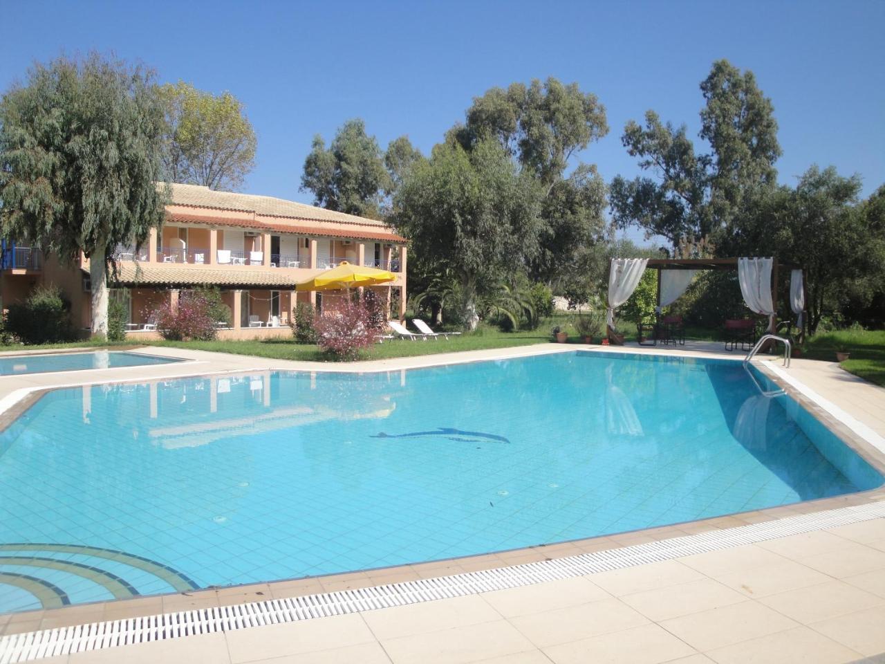 Tellis Holiday Rooms Moraitika Exterior photo