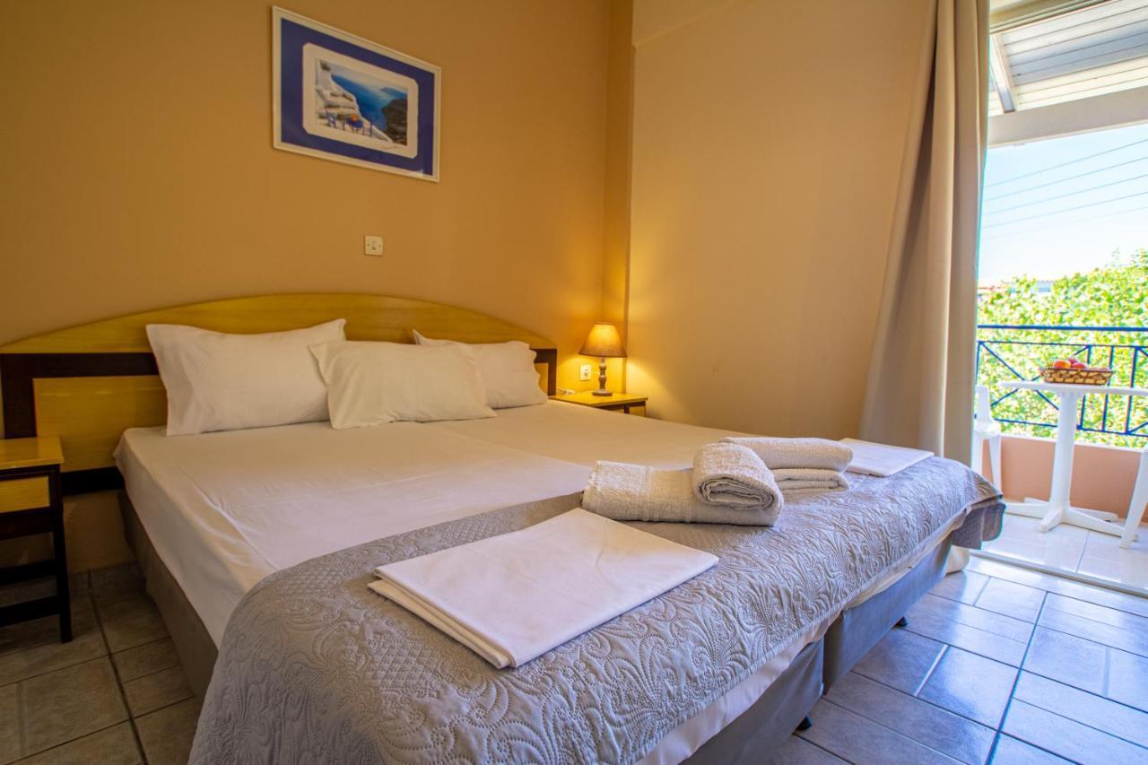 Tellis Holiday Rooms Moraitika Exterior photo