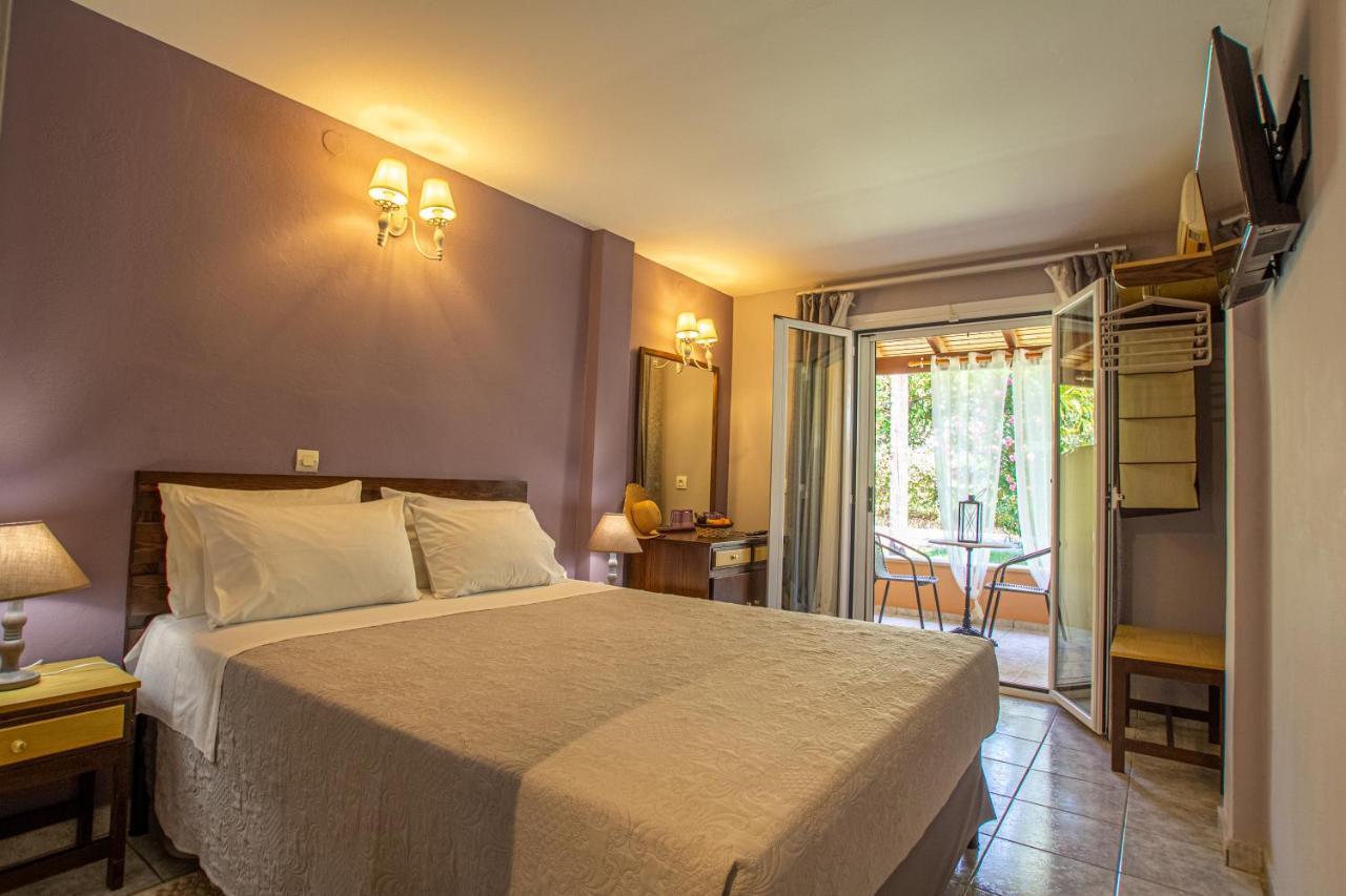 Tellis Holiday Rooms Moraitika Exterior photo